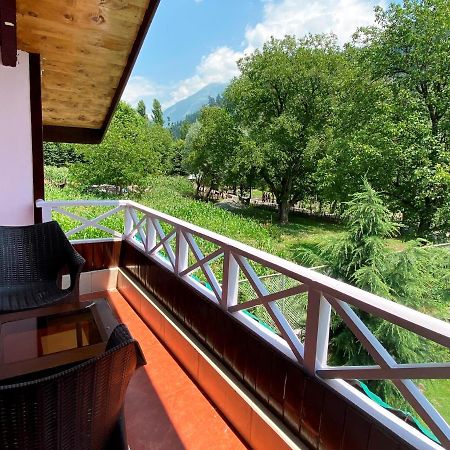 Six Seasons Pahalgam Pahalgām Exterior foto