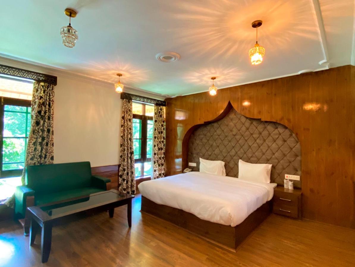 Six Seasons Pahalgam Pahalgām Exterior foto